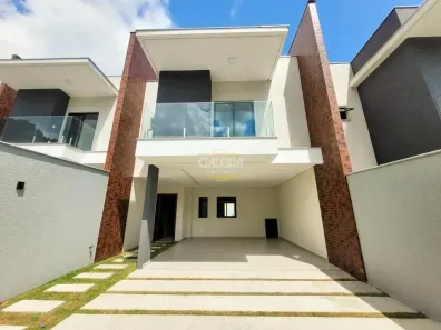 Sobrado com 3 Quartos à venda, 205m² no América, Joinville