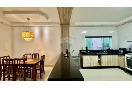 Casa com 3 Quartos à venda, 275m² no Parque Residencial Rochele II, Santa Bárbara D'Oeste