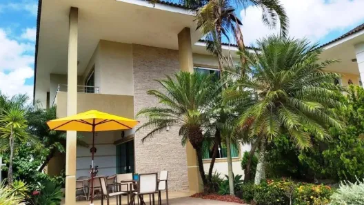 Casa de Condomínio com 4 Quartos à venda, 250m² no Portão, Lauro de Freitas