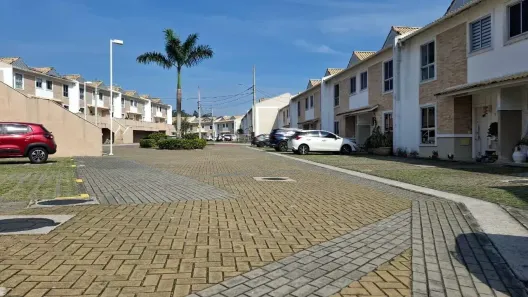 Casa de Condomínio com 4 Quartos à venda, 140m² no Freguesia (Jacarepaguá), Rio de Janeiro
