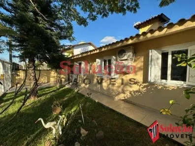 Casa com 4 Quartos à venda, 172m² no Fátima, Canoas