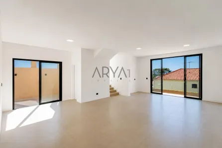 Casa com 3 Quartos à venda, 189m² no Santa Cândida, Curitiba