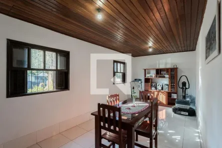 Casa com 2 Quartos à venda, 198m² no Vila Jardim, Porto Alegre