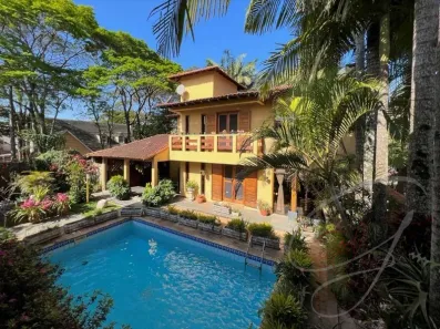Casa de Condomínio com 4 Quartos à venda, 481m² no São Paulo II, Cotia