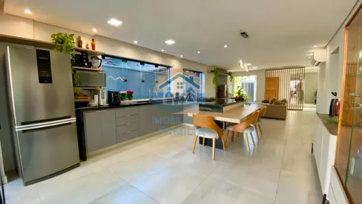 Casa com 3 Quartos à venda, 200m² no Prainha, Caraguatatuba