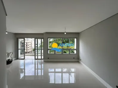 Apartamento com 3 Quartos à venda, 116m² no Jardim Las Palmas, Guarujá