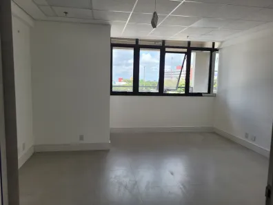 Sala Comercial para alugar, 37m² no Santa Maria, Brasília