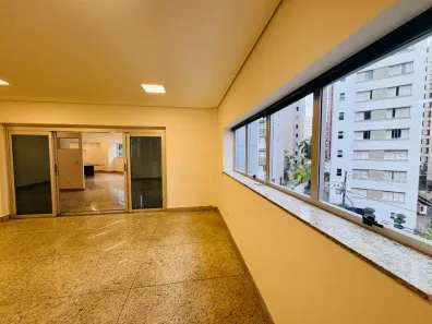 Sala Comercial à venda, 160m² no Lourdes, Belo Horizonte
