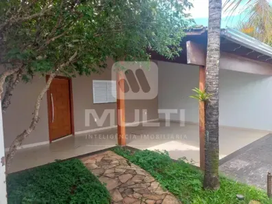 Casa com 5 Quartos à venda, 250m² no Granada, Uberlândia