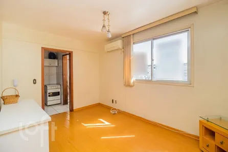 Apartamento com 2 Quartos à venda, 63m² no Farroupilha, Porto Alegre