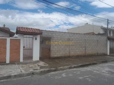 Lote/Terreno à venda, 287m² no Conjunto Habitacional Terra dos Ipês I (Norte), Pindamonhangaba