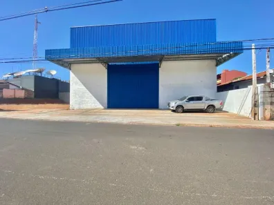 Galpão/Depósito/Armazém para alugar, 1500m² no Mirante, Marília