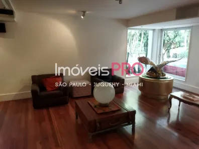 Casa com 5 Quartos à venda, 1100m² no Vila Tramontano, São Paulo
