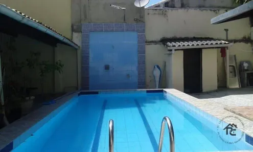 Casa com 2 Quartos à venda, 360m² no Itaipu, Niterói