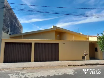 Casa com 4 Quartos à venda, 218m² no Olinda, Uberaba