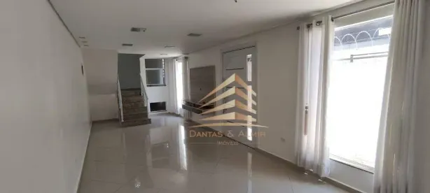 Sobrado com 4 Quartos à venda, 247m² no Vila Flórida, Guarulhos