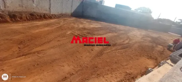 Lote/Terreno à venda, 700m² no Jardim Cruzeiro do Sul, São José dos Campos