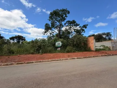 Lote/Terreno à venda, 420m² no Amadeus, Lagoa Santa