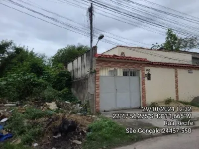 Casa com 3 Quartos à venda, 360m² no Trindade, São Gonçalo