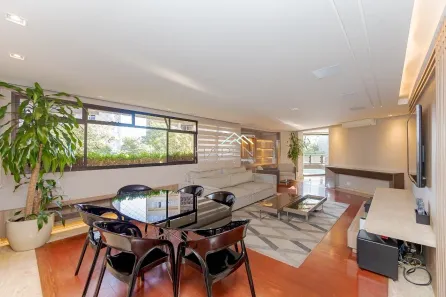 Apartamento com 3 Quartos à venda, 242m² no Água Verde, Curitiba