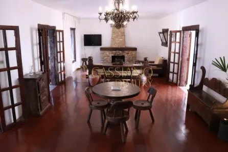 com 4 Quartos à venda, 10000m² no Jardim Torrão de Ouro, São José dos Campos
