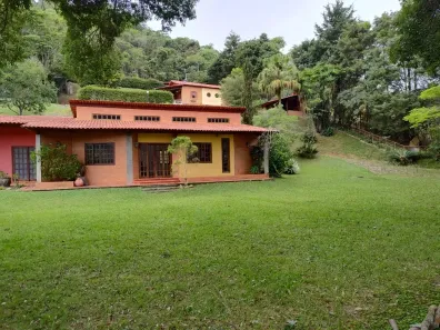 Fazenda/Sítio com 4 Quartos à venda, 330m² no Recanto dos Lagos, Juiz de Fora