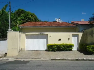 Casa com 3 Quartos à venda, 244m² no Santa Rita, Guaratinguetá