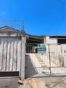 Casa com 2 Quartos para alugar, 70m² no Conjunto Habitacional Saltinho, Londrina