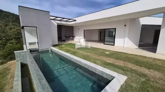 Casa com 4 Quartos à venda, 258m² no , Areal