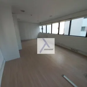 Sala Comercial à venda, 32m² no Itaim Bibi, São Paulo