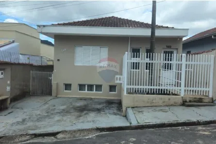 Casa com 4 Quartos à venda, 137m² no Jardim Country Club, Poços de Caldas