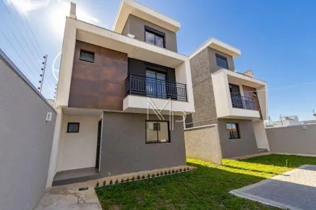 Sobrado com 4 Quartos à venda, 147m² no Uberaba, Curitiba