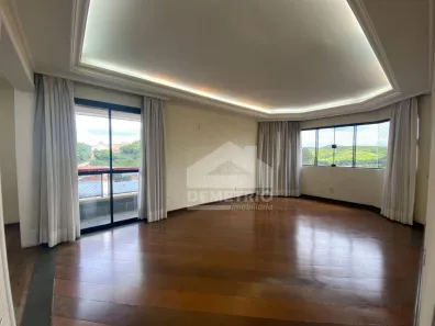 Apartamento com 4 Quartos à venda, 227m² no Centro, Guaratinguetá