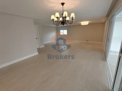Apartamento com 3 Quartos para alugar, 216m² no Jardim São Bento, Jundiaí