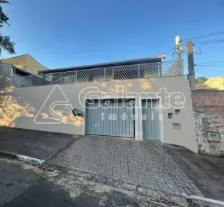 Sobrado com 3 Quartos à venda, 355m² no Parque São Quirino, Campinas
