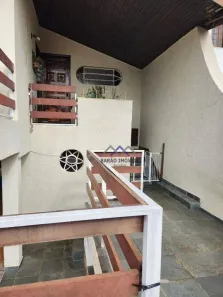 Casa com 4 Quartos para alugar, 179m² no Jardim Messina, Jundiaí