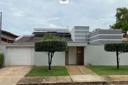 Casa com 4 Quartos à venda, 180m² no Plano Diretor Sul, Palmas