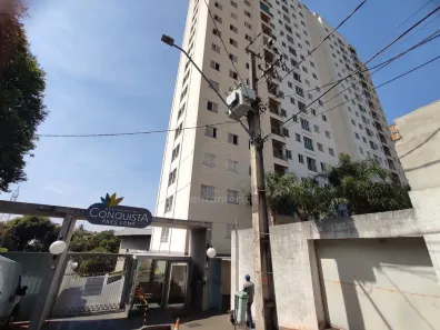 Apartamento com 3 Quartos à venda, 67m² no Vila Ipiranga, Londrina