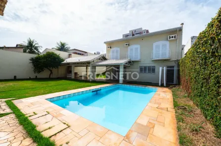 Casa com 3 Quartos para alugar, 360m² no Vila Independência, Piracicaba