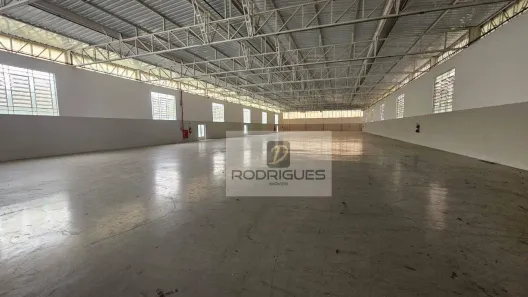 Galpão/Depósito/Armazém para alugar, 2639m² no Campanário, Diadema