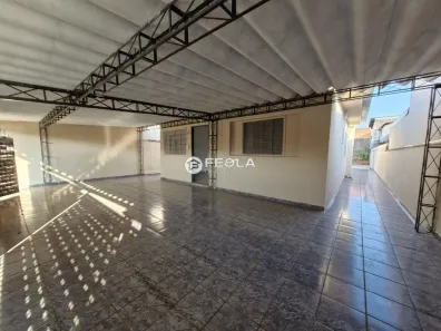 Casa com 3 Quartos para alugar, 100m² no Loteamento Industrial, Santa Bárbara D'Oeste