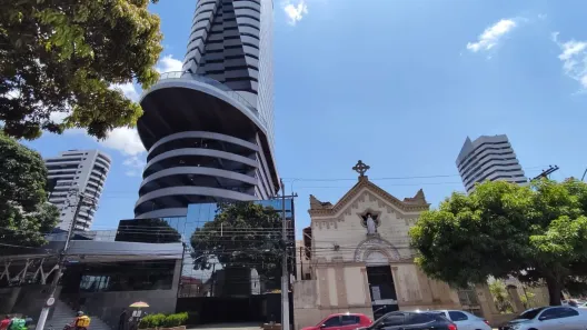 Sala Comercial para alugar, 300m² no Umarizal, Belém