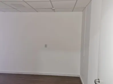 Sala Comercial para venda ou aluguel, 80m² no Santo Amaro, São Paulo