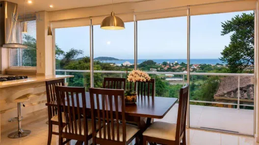 Casa com 2 Quartos para alugar, 450m² no Morro das Pedras, Florianópolis