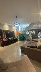 Sobrado com 3 Quartos à venda, 200m² no Vila Galvão, Guarulhos