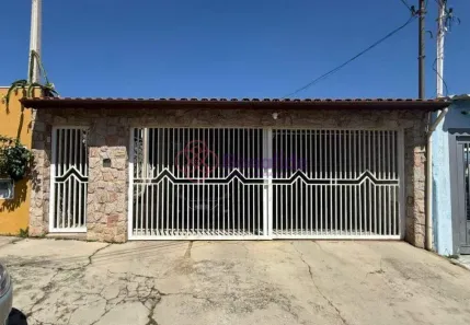Casa com 3 Quartos à venda, 180m² no Jardim Florestal, Jundiaí