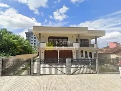 Sobrado com 5 Quartos à venda, 350m² no Pirabeiraba (Pirabeiraba), Joinville