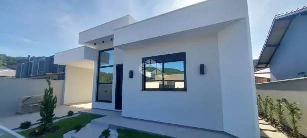 Casa com 3 Quartos à venda, 130m² no Forquilhas, São José
