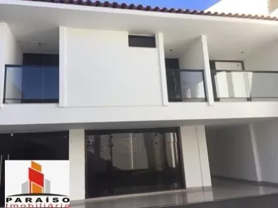 Sobrado com 5 Quartos à venda, 372m² no Vigilato Pereira, Uberlândia