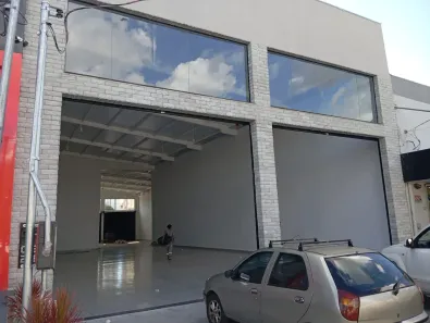 Galpão/Depósito/Armazém para alugar, 300m² no Moinho dos Ventos, Goiânia